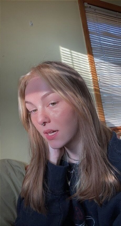 lindslil22 hd star photo