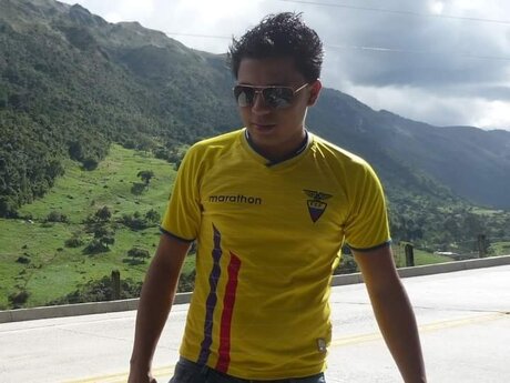 Pepecus nude model images