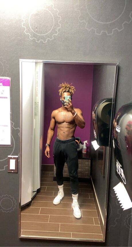 blonde midget onlyfans pretty img