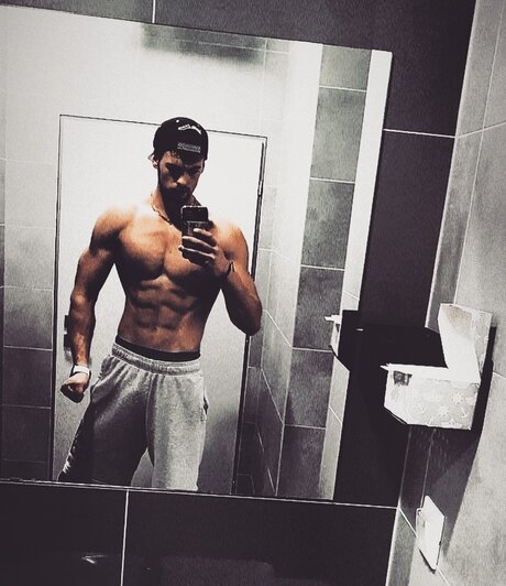 Juraj Mlyn ek model free pictures