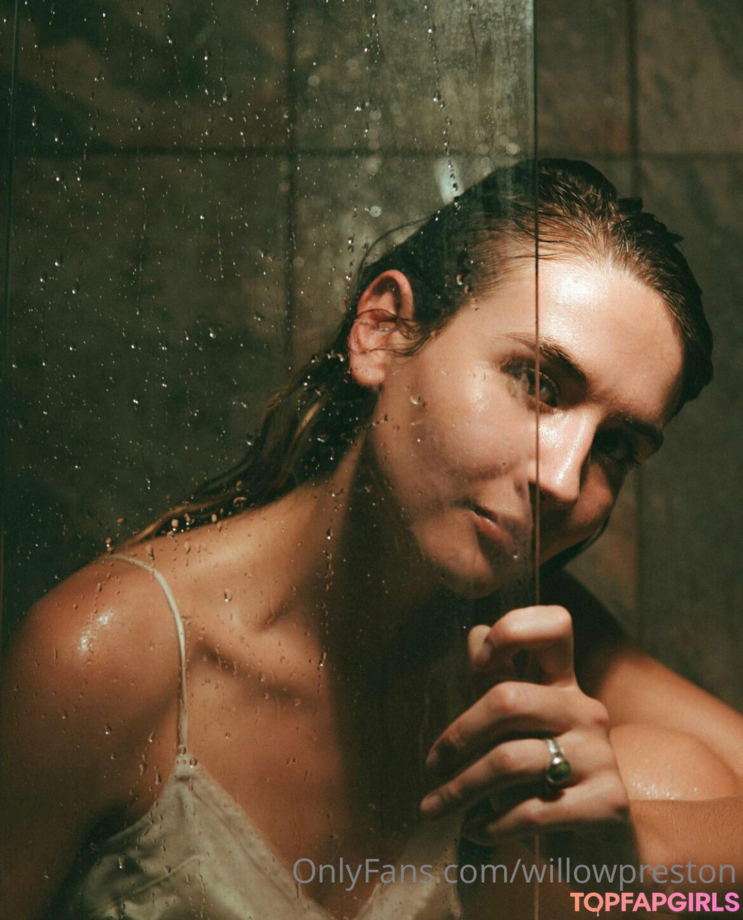 Willow Preston beautiful model photos