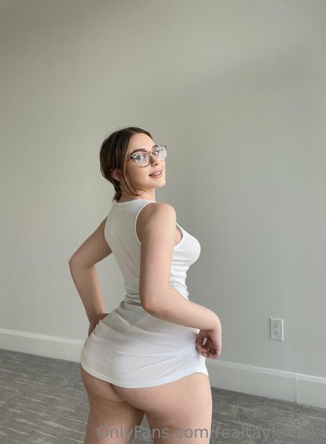 naked yoga onlyfans xxx images