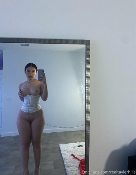 gloryhole wife onlyfans art nude images