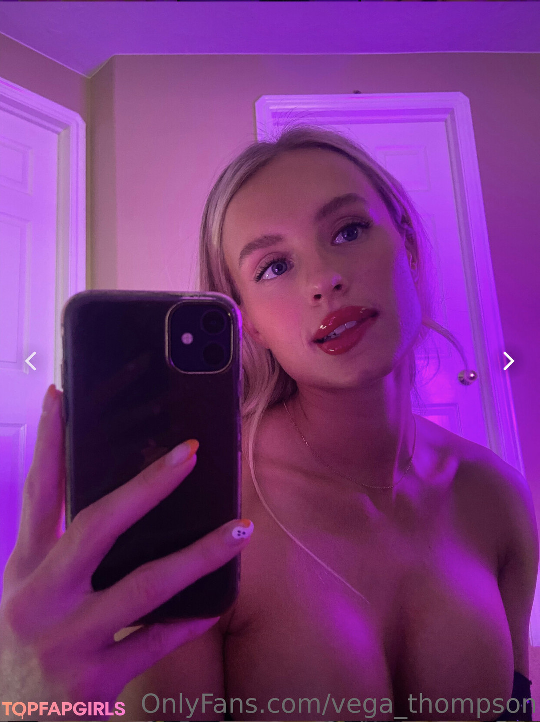 Vega Thompson star perfect pictures