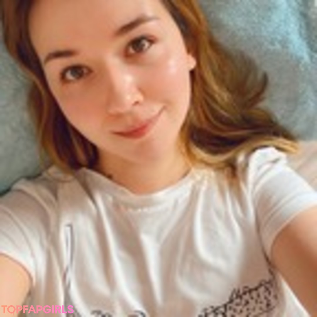 Leah May best star photo