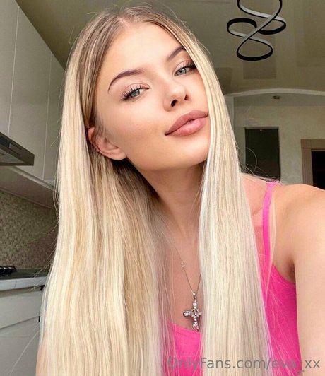 eva xx porn actress img