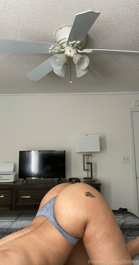 Michelle Anderson art actress pic