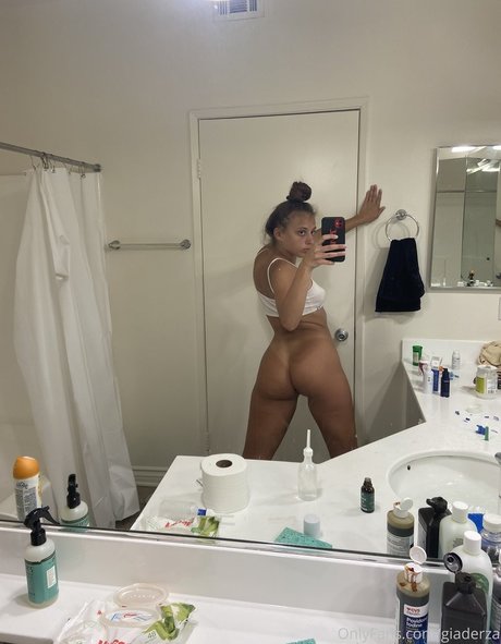 Gia Derza beautiful pornstar photos