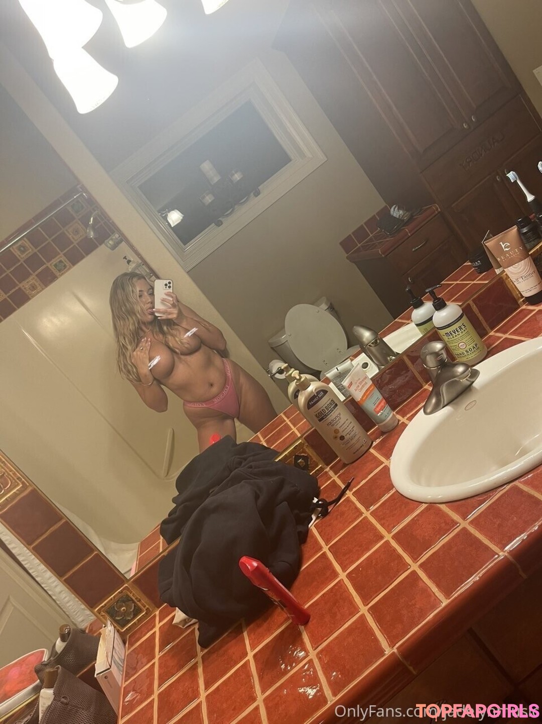 Jadelyn Breier pretty pornstar image