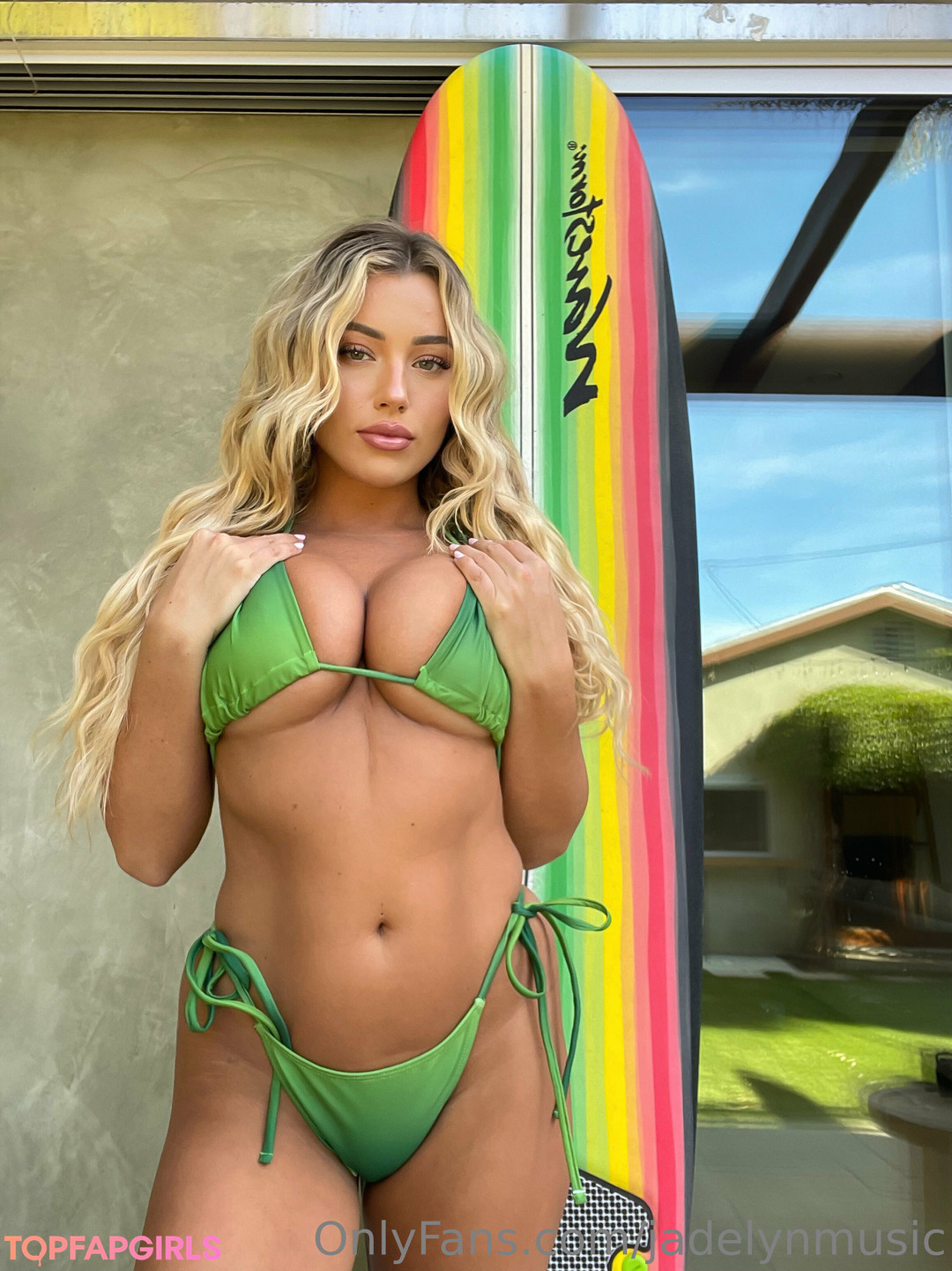 Jadelyn Breier art star galleries