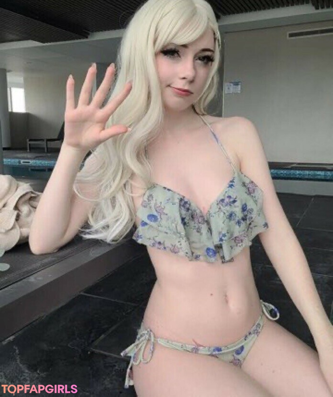 Elefire Grey pretty actress img