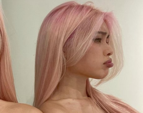 blonde cougar onlyfans sexy nude images