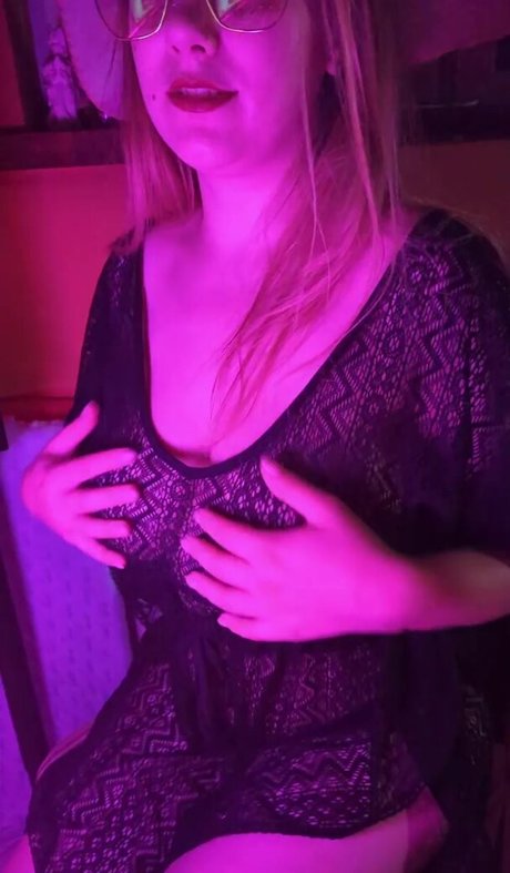 delimbre hot pornstar archive