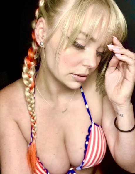 centerfold onlyfans exclusive pics