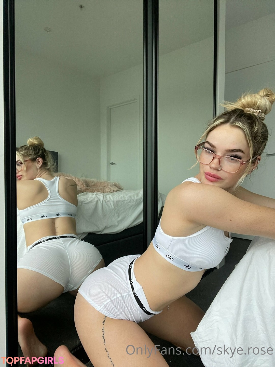 Aussie Barbie pornstar exclusive gallery