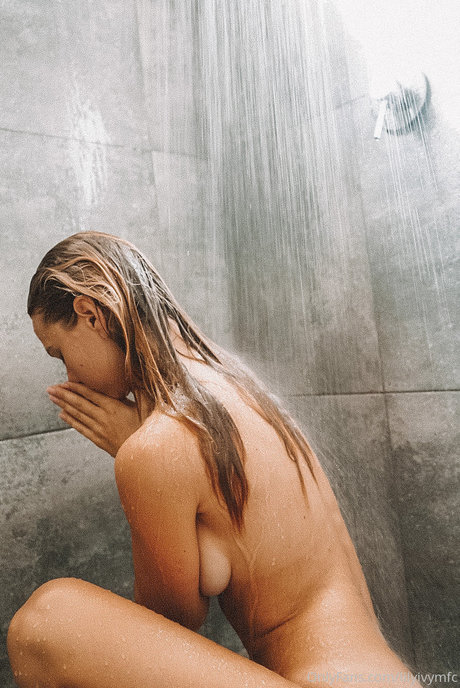 hijabi onlyfans beautiful nude pic