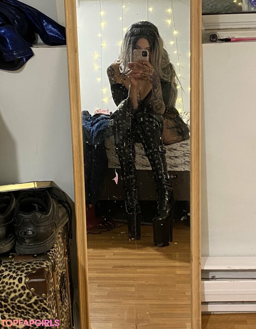 girl onlyfans hot nude img