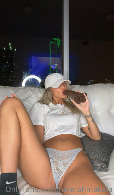 hannahmakala perfect model image