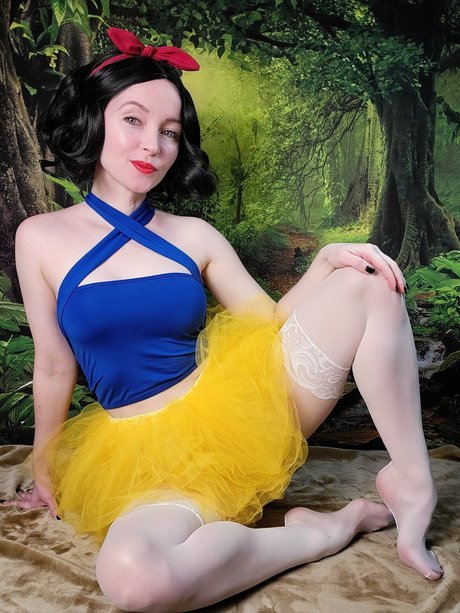 tiny onlyfans sexy naked pictures