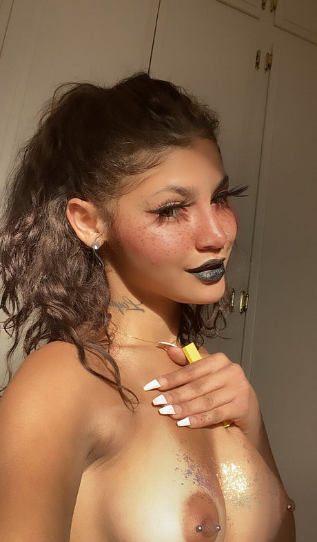 shemale outdoor onlyfans art naked pic