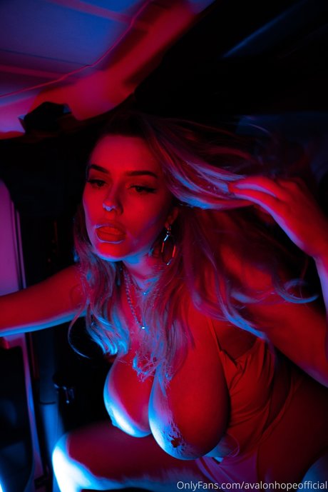 Avalon Hope beautiful star pictures