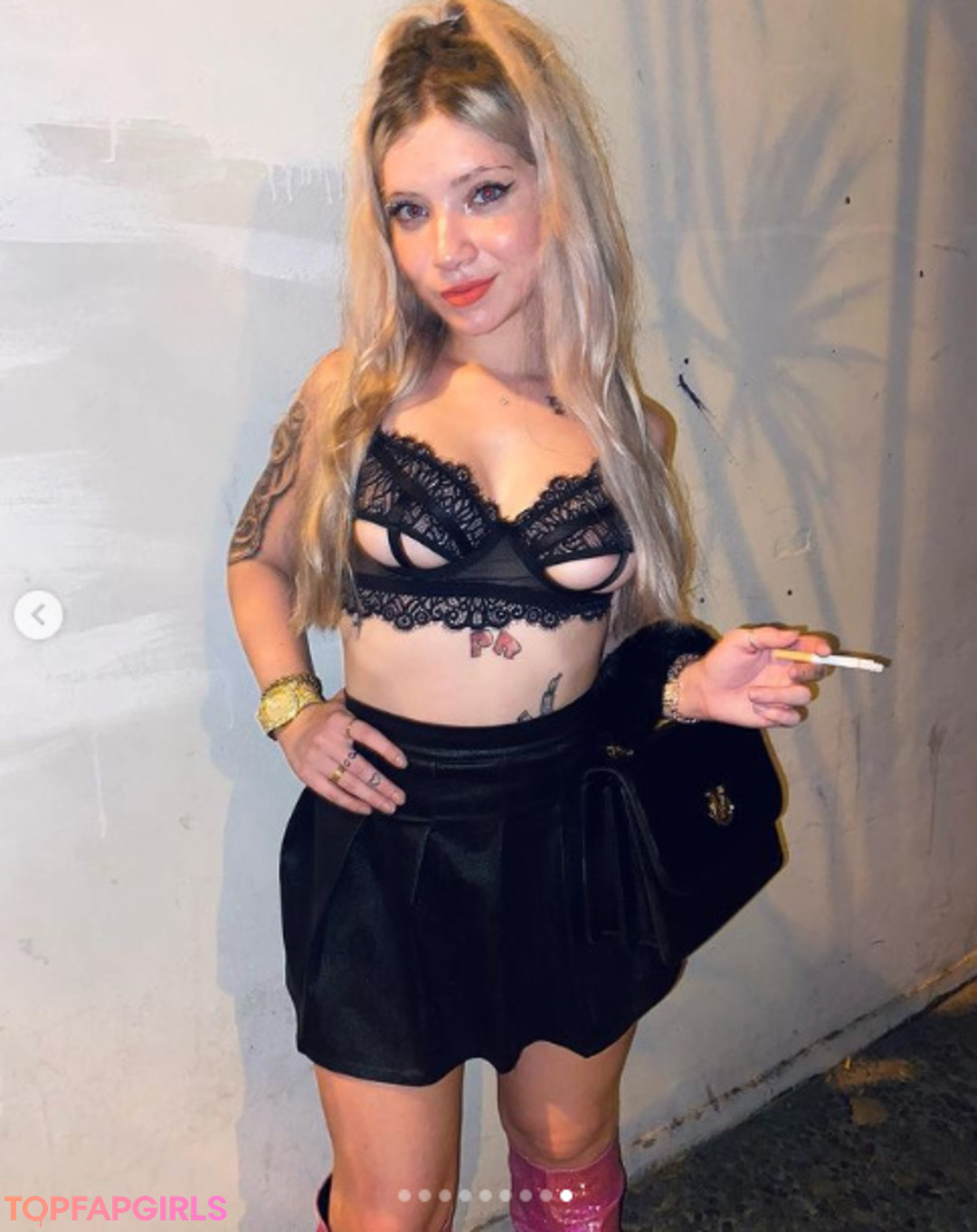 Abru pornstar nude pic