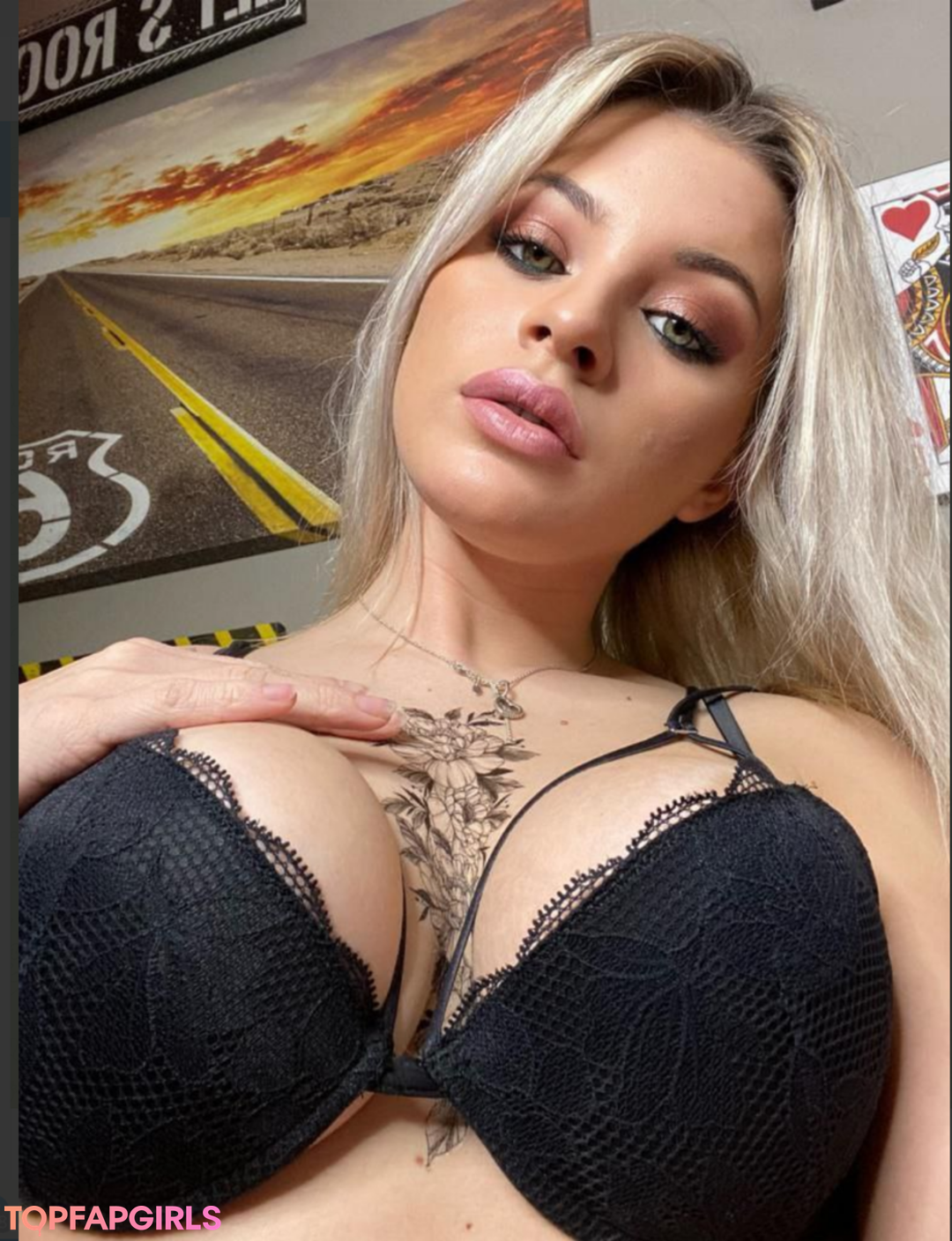Goldiva erotic pornstar pics