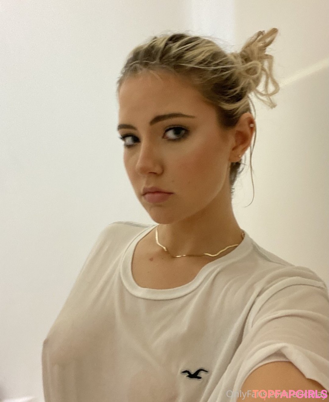 Erica Ray  pornographic star pictures