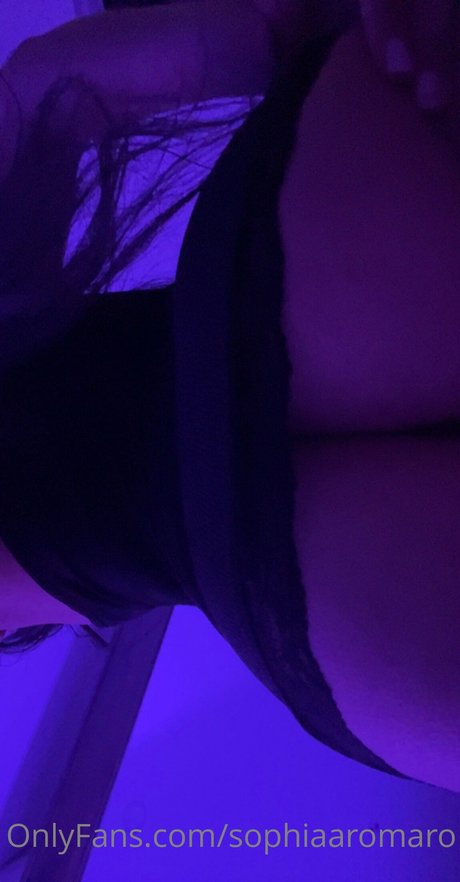 Sophia Romaro star pornographic image