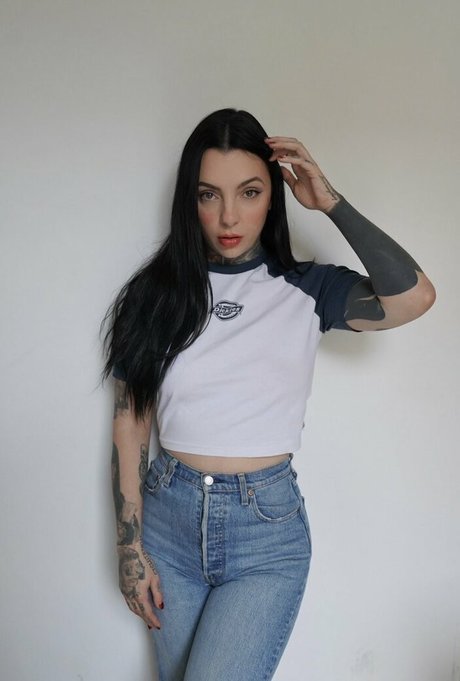 Marla Stoker hd star images