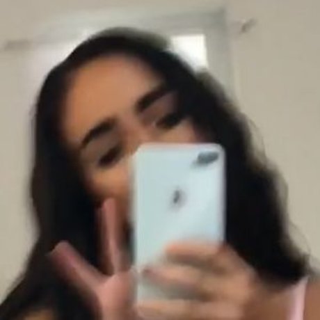 Naomi Woods best star pic