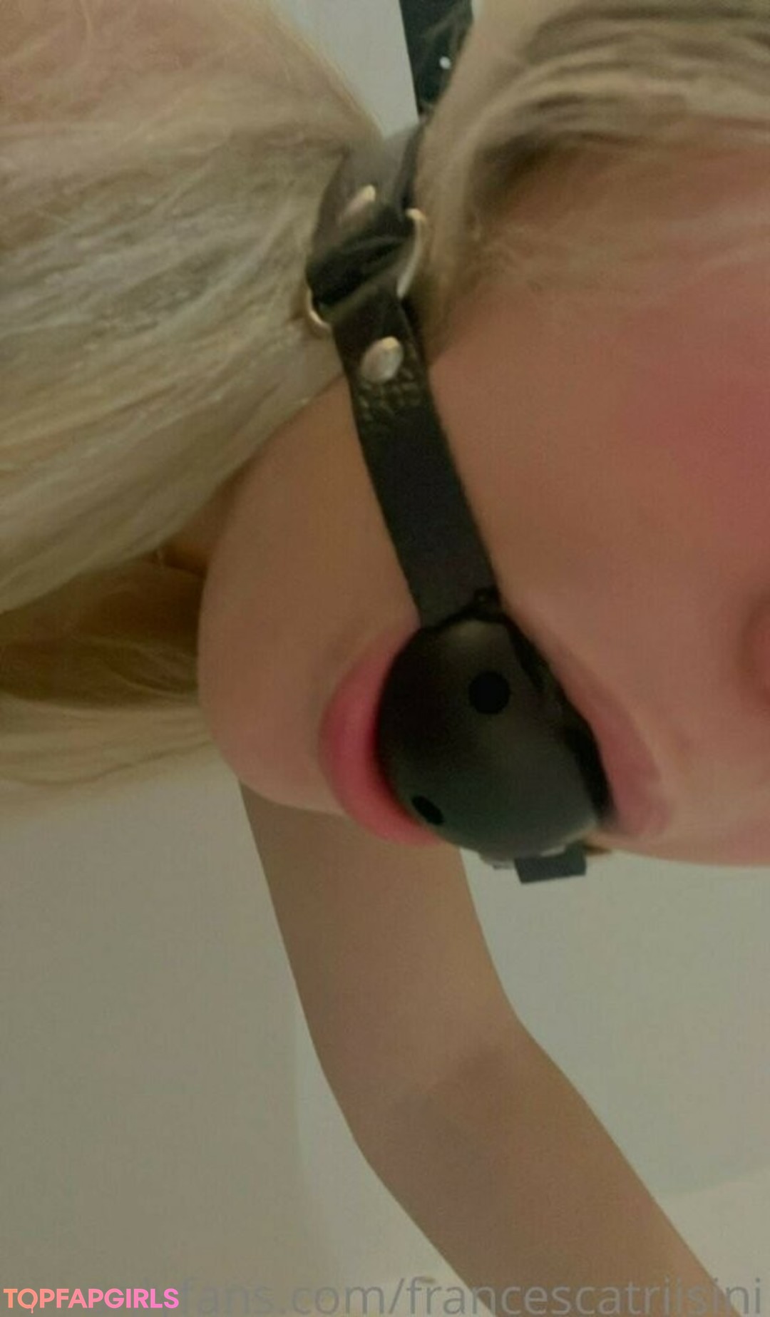 inside onlyfans free nude gallery