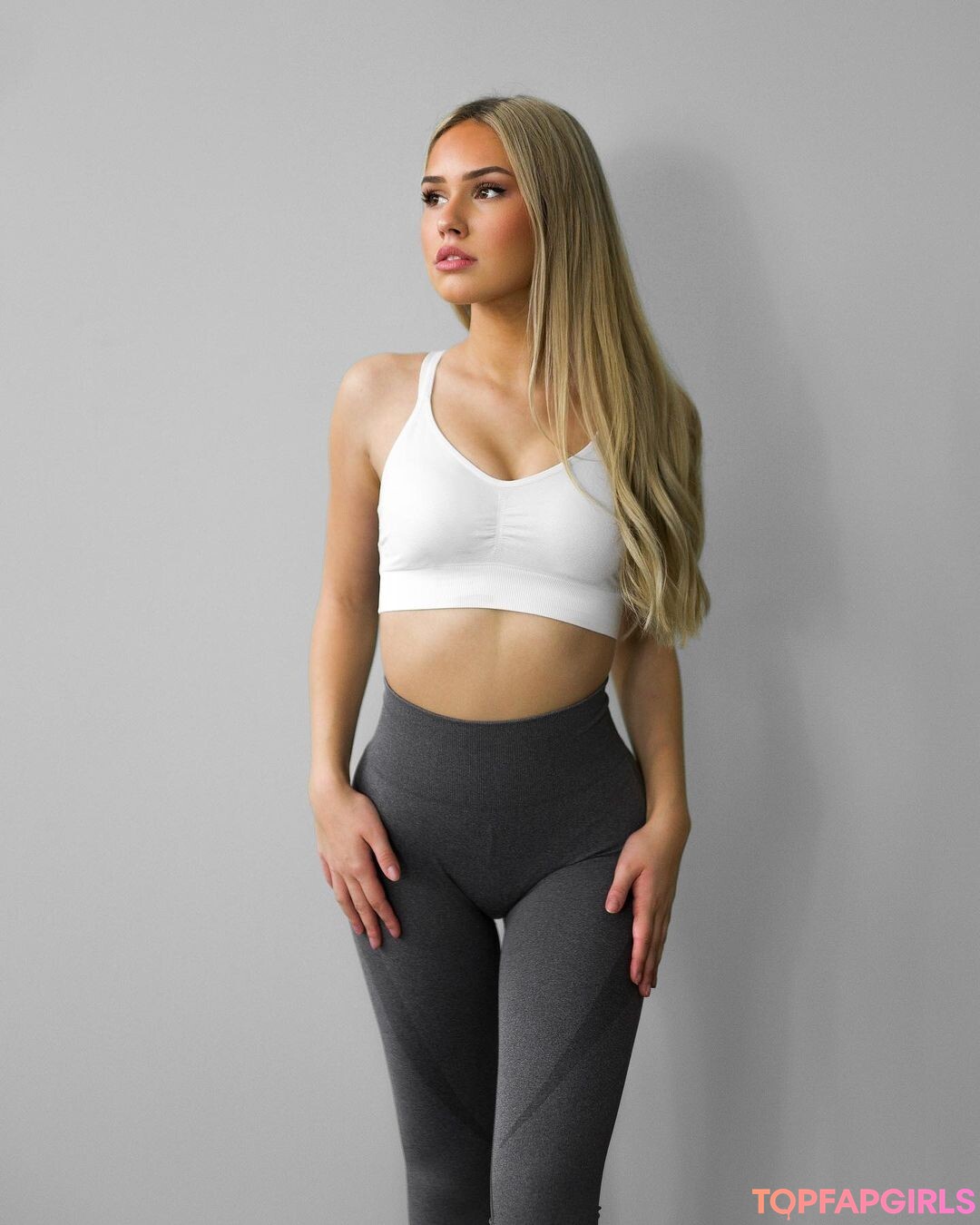Alina high quality model img