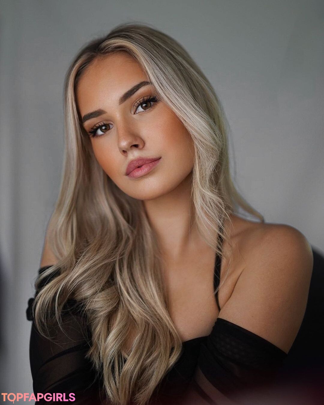 Alina high quality star photo