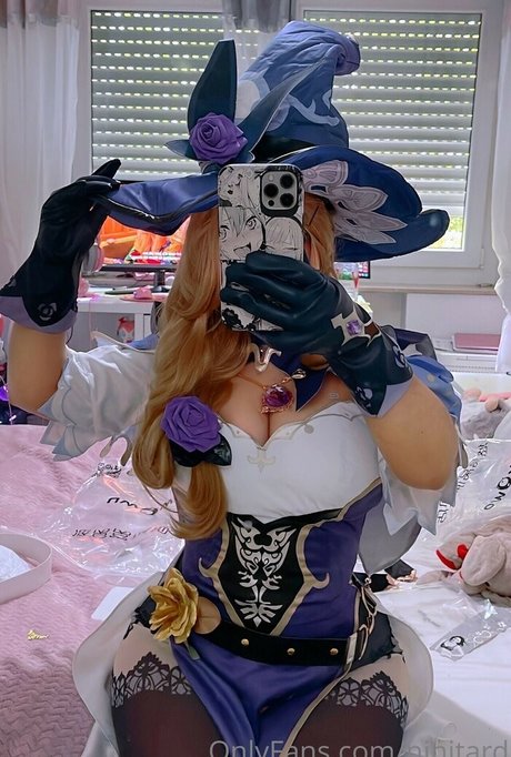 Niniitard sexy pornstar photos