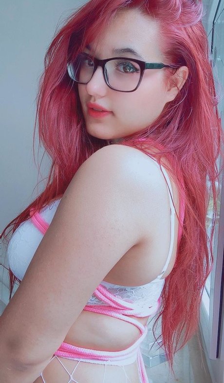 Niniitard exclusive actress pictures