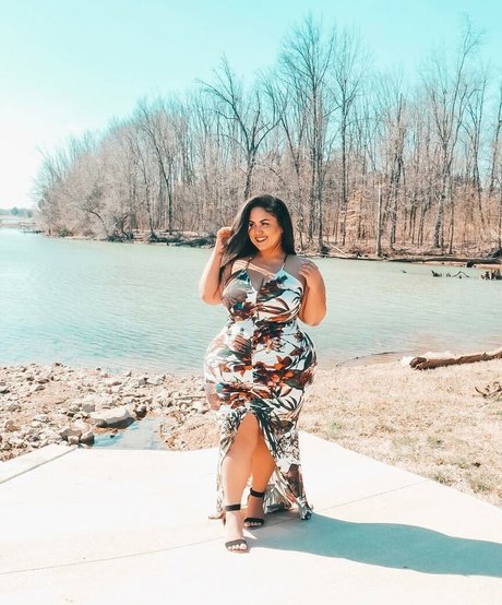 uilanibabe star erotic img