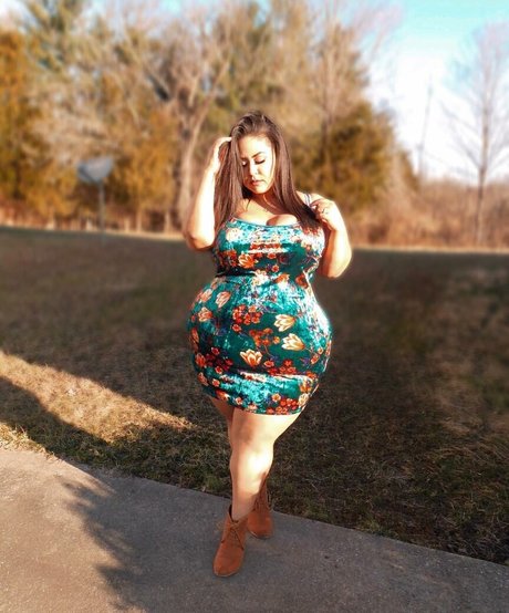 uilanibabe naked star photo