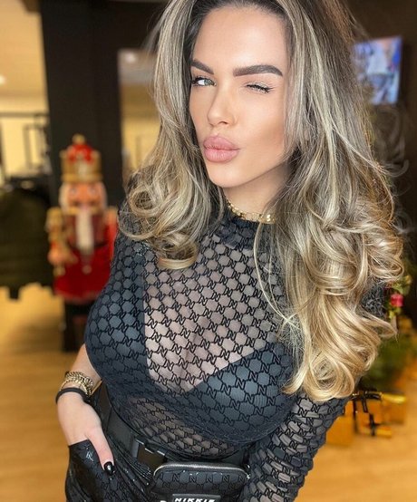 Nana Van Veghel model exclusive pics