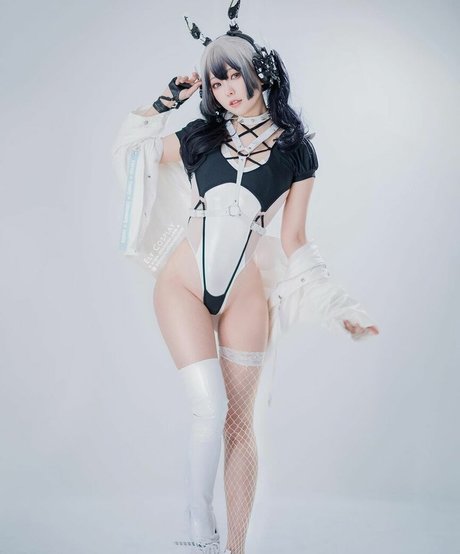 Ely Cosplay pornstar high quality pictures