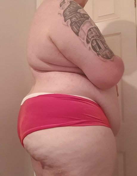 russian mom onlyfans pornographic pics