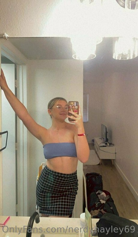 nerdyhayley69 pornstar nice image
