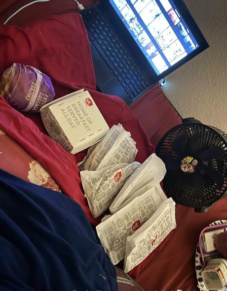 thicksadworld star top photos