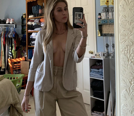 asian onlyfans free sexy pic