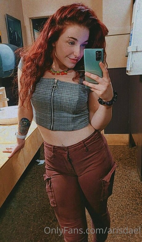 arisdael model porn archive