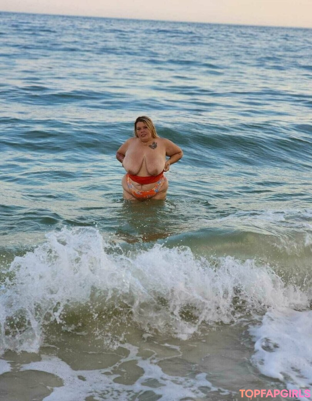 tabbyvonxxx naked star img