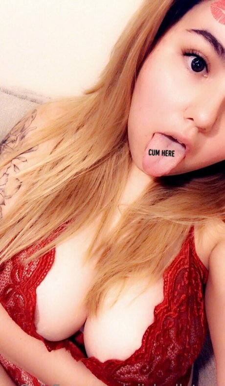 wiickedlotusx model nude pic