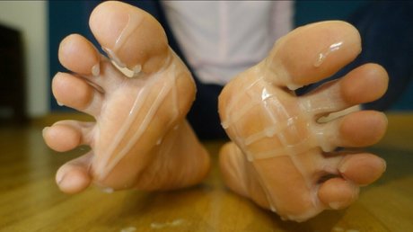 heidis feetish hot model picture