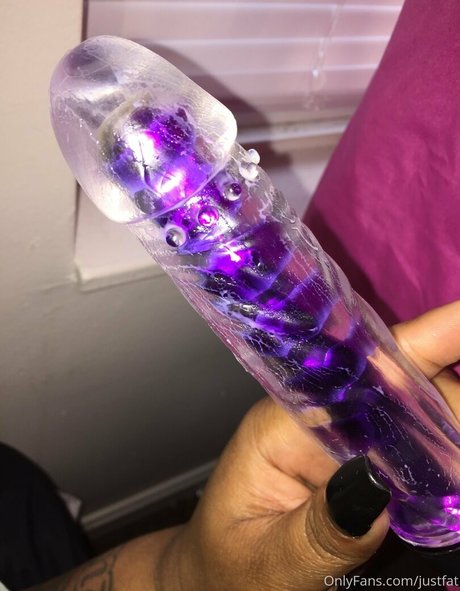 tiny onlyfans hot sex pic