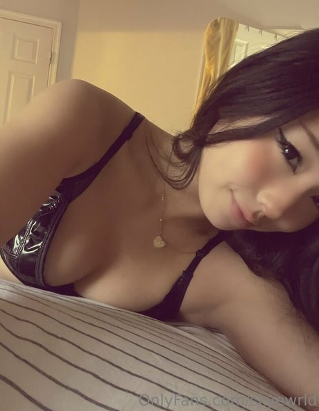 skyewrld best pornstar pictures